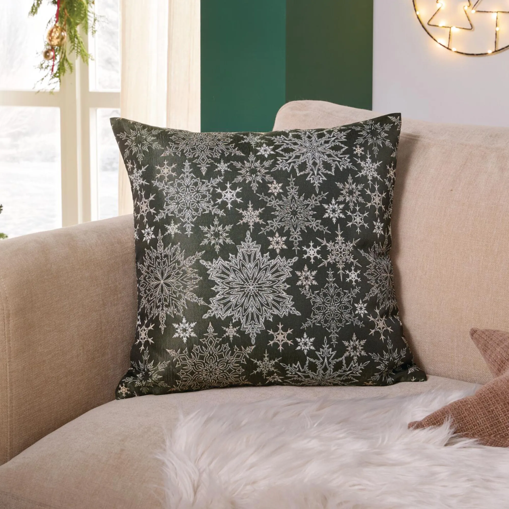 Home&Living - Weihnachten|Home&Living - Textilien|Frank Handels GmbH & Co. KG Kissenhülle "Schneeflockenzierde"