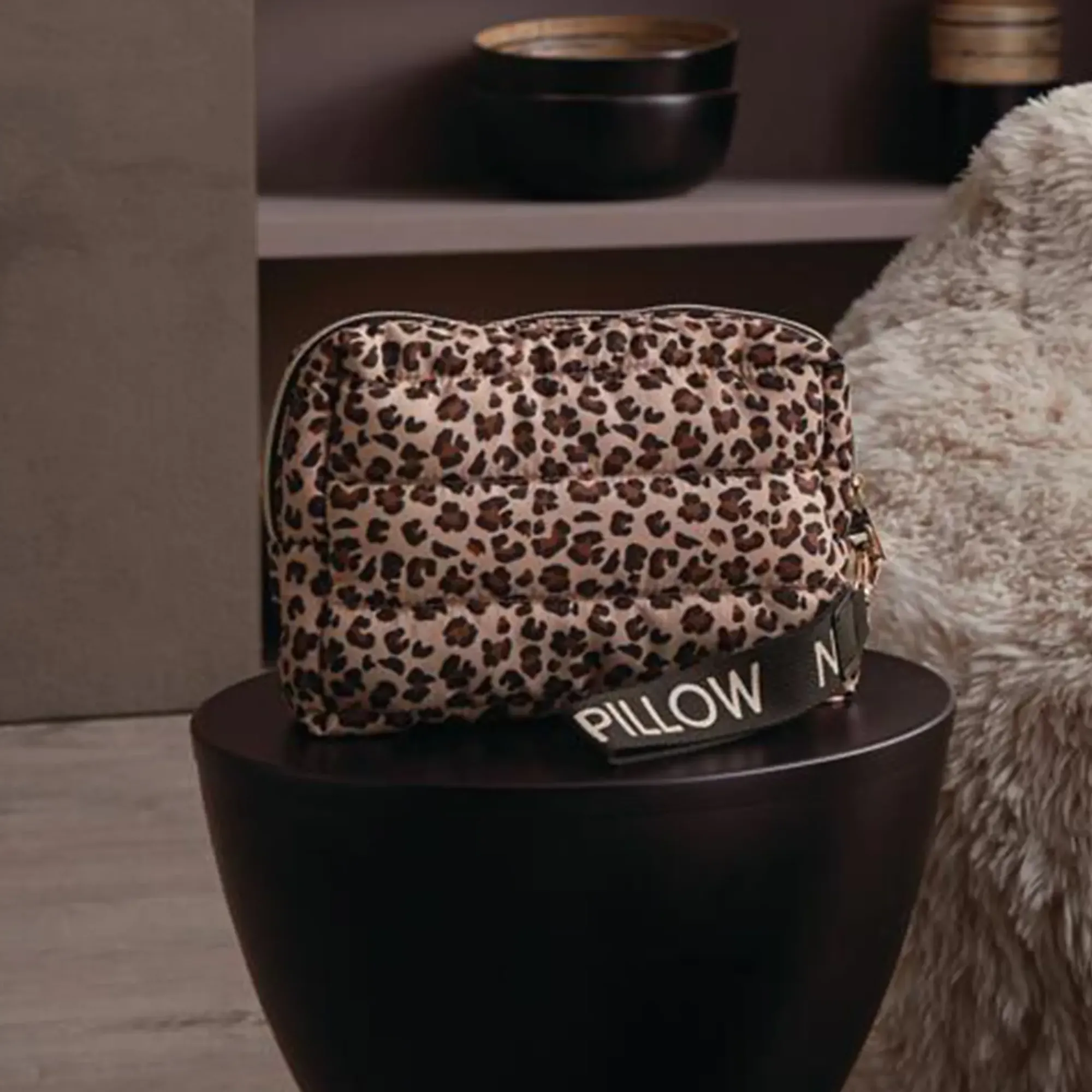 Taschen|Frank Handels GmbH & Co. KG Kosmetiktäschchen "Leoprint"