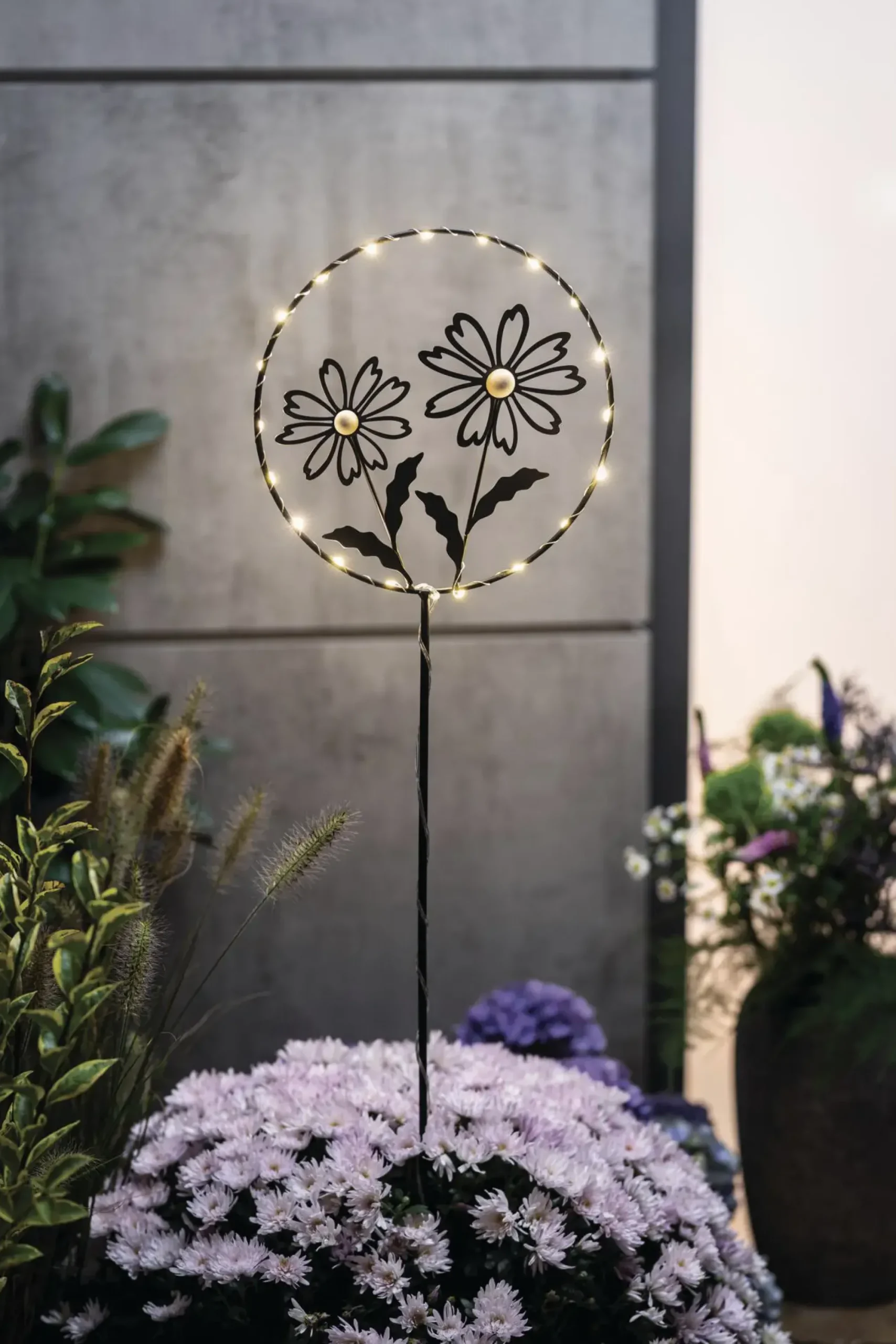 Led-Beleuchtung|Gartenstecker|Frank Handels GmbH & Co. KG LED-Gartenstecker "Blumen"