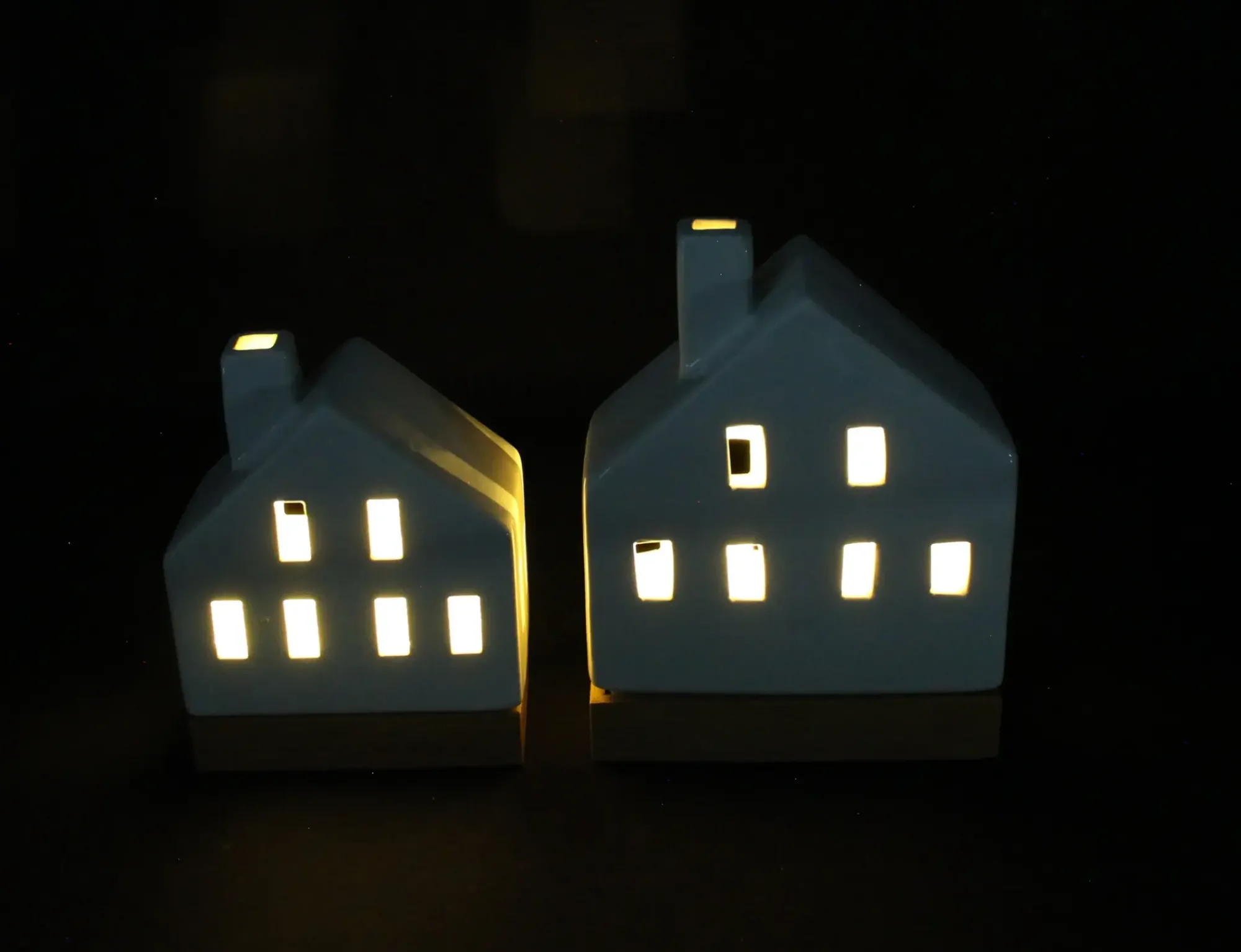Led-Dekoobjekte|Weihnachtliche Led-Deko|Frank Handels GmbH & Co. KG LED-Haus "White", 2er Set