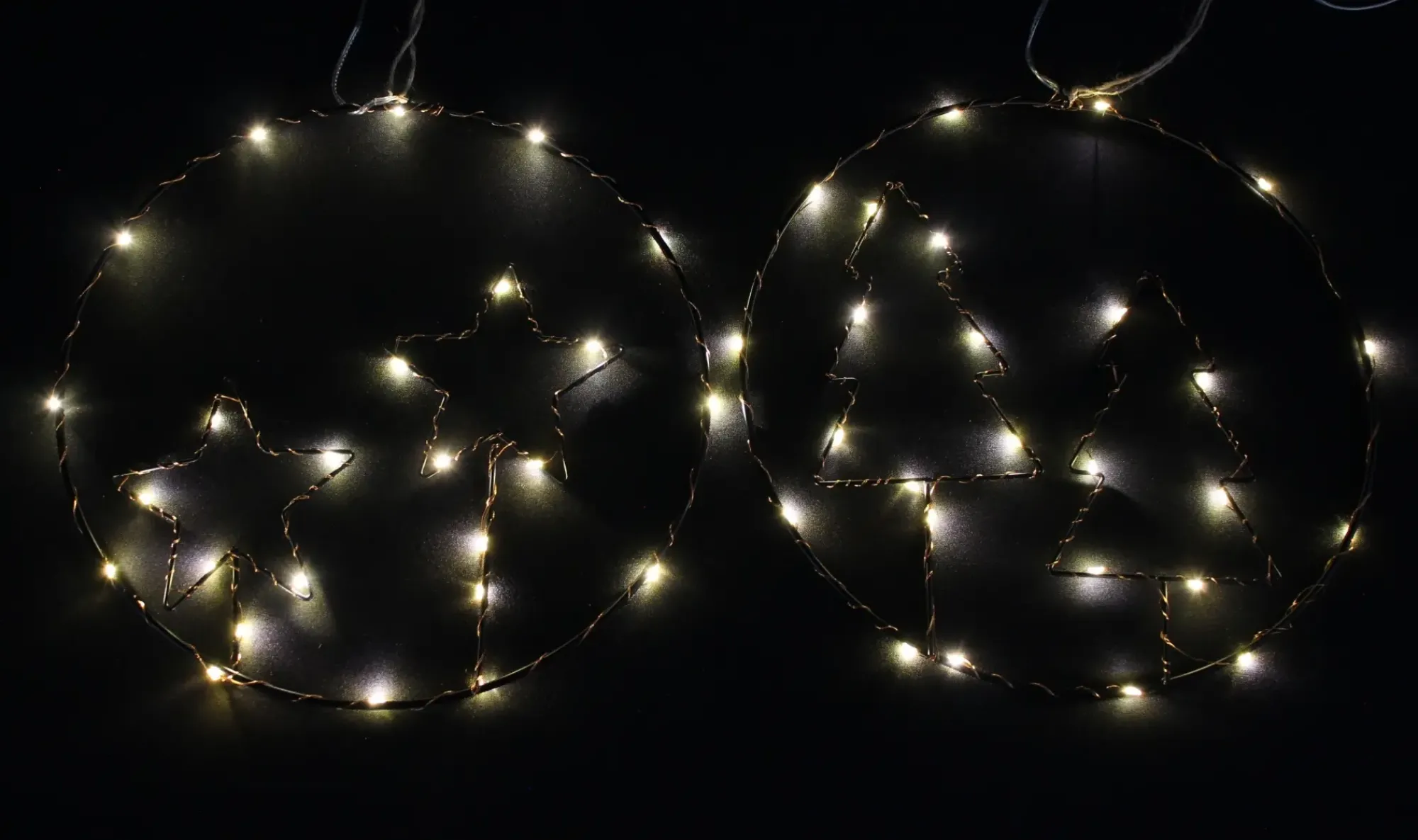 Dekohänger|Weihnachtliche Dekoringe|Frank Handels GmbH & Co. KG LED-Hänger "Sterne & Tannen", 2er Set
