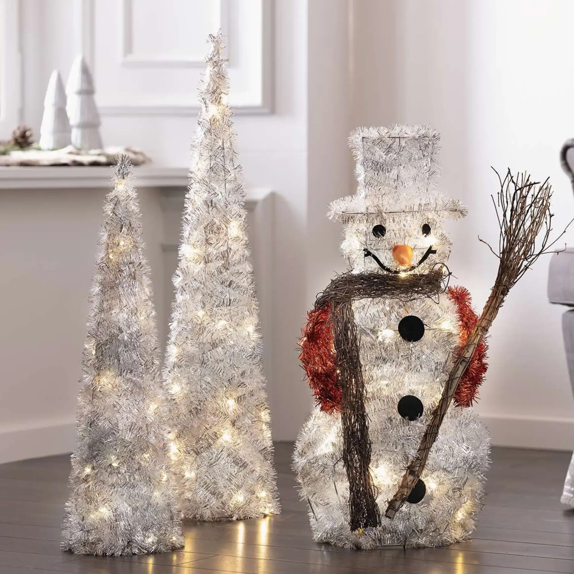 Weihnachtliche Led-Deko|Frank Handels GmbH & Co. KG LED-Kegel "Silberglimmer", 2er Set