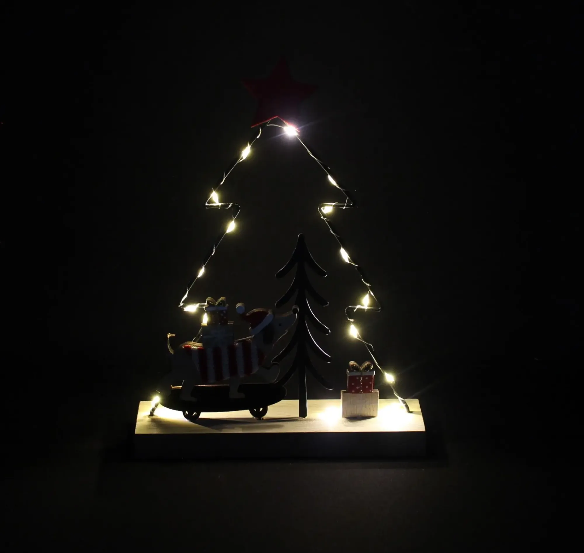 Tannenbäume|Weihnachtliche Led-Deko|Frank Handels GmbH & Co. KG LED-Tanne "Dackel auf Skateboard"