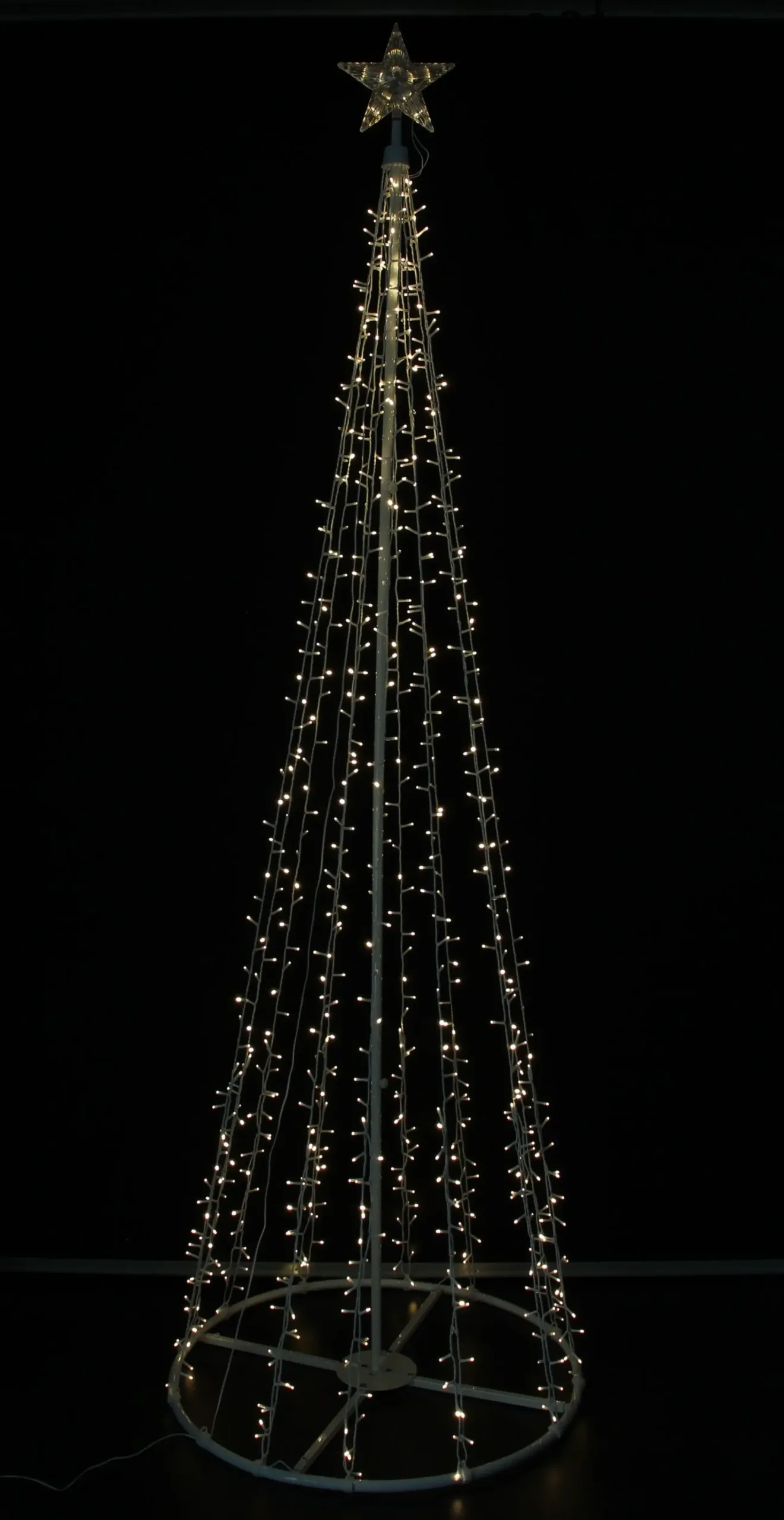 Weihnachtliche Gartendeko|Gartenbeleuchtung|Frank Handels GmbH & Co. KG LED-Tanne "Kegel", riesengroß