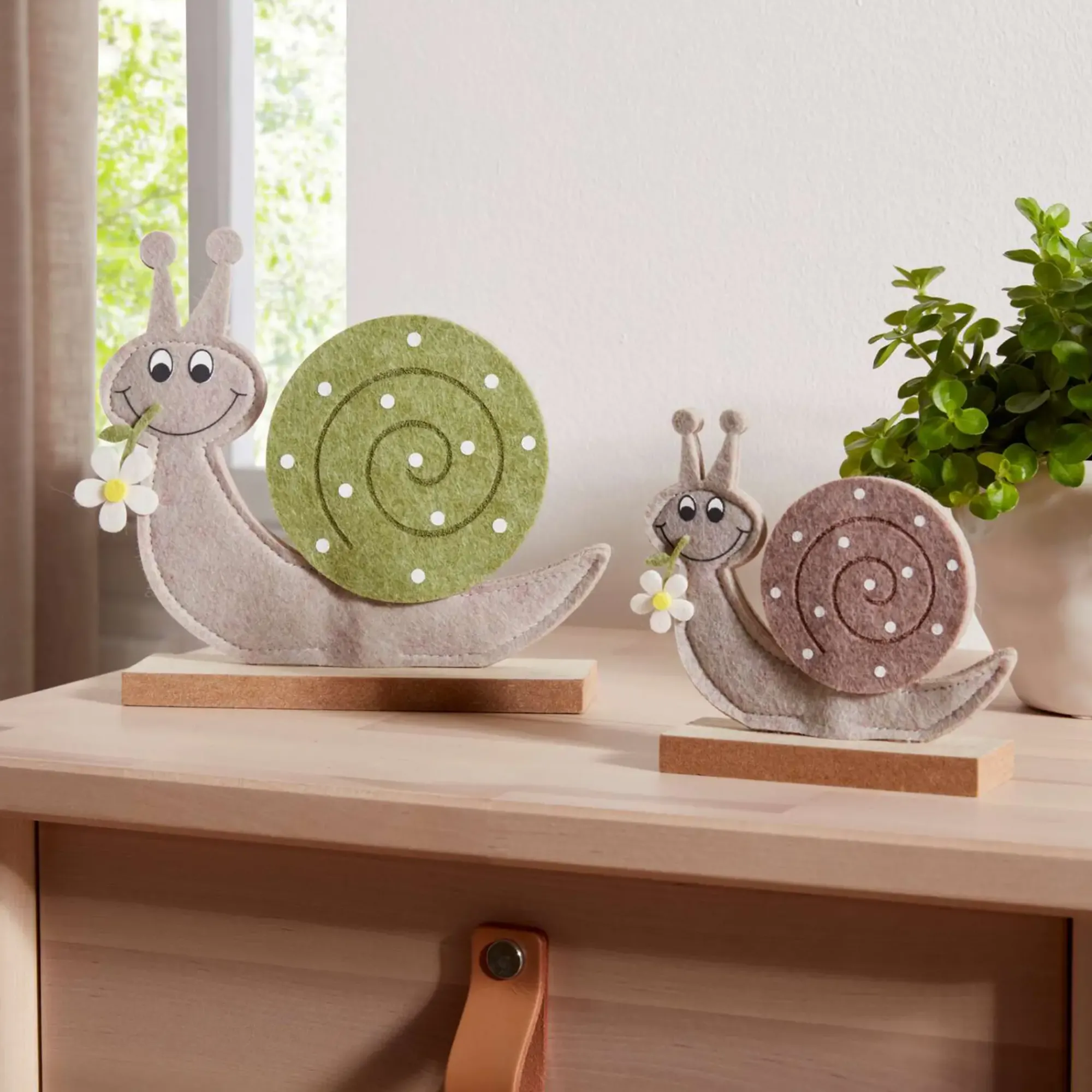 Dekofiguren|Frank Handels GmbH & Co. KG Schnecke "Lovely", 2er Set