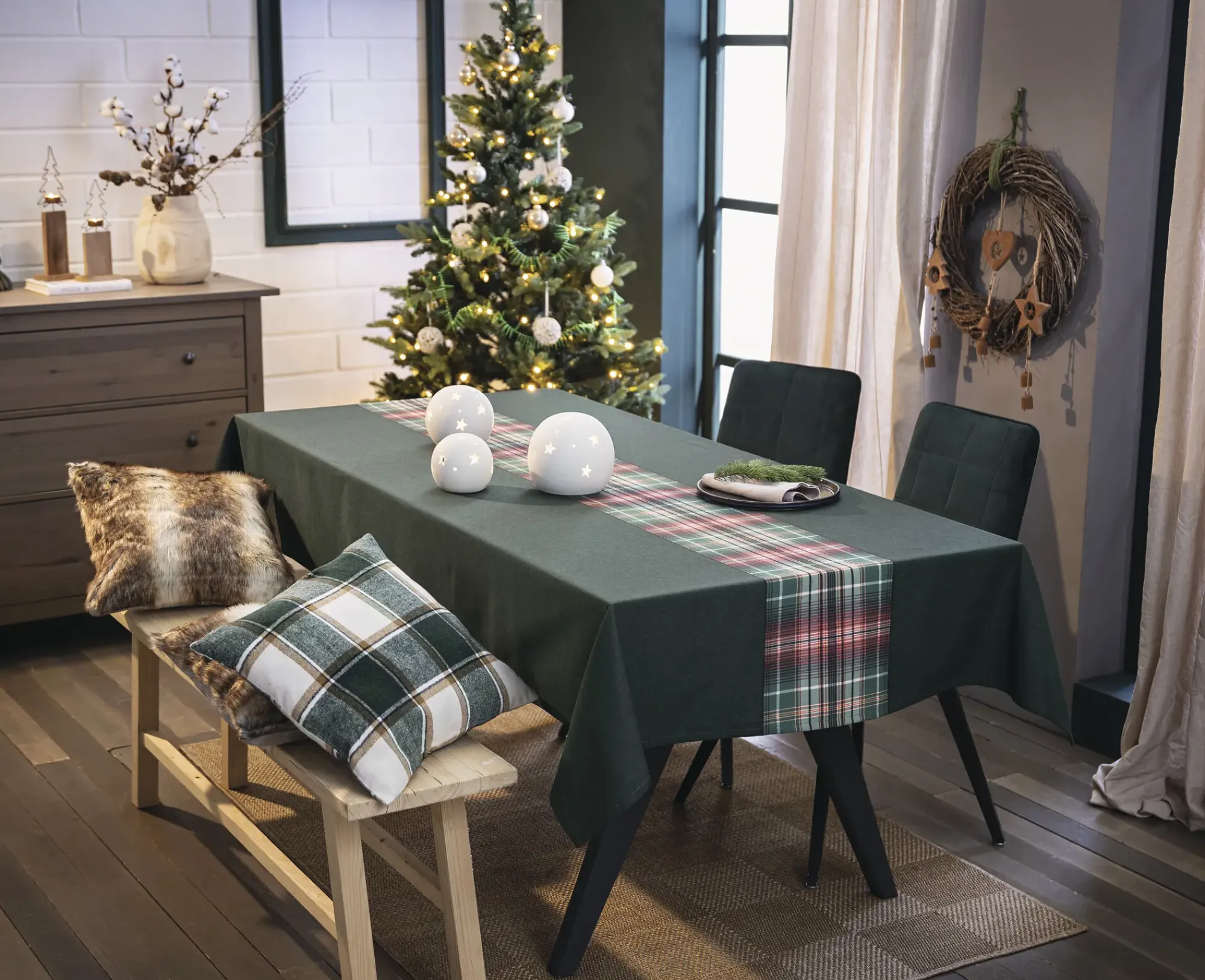 Weihnachtliche Tischwäsche|Frank Handels GmbH & Co. KG Tafeldecke "Karo-Grün"