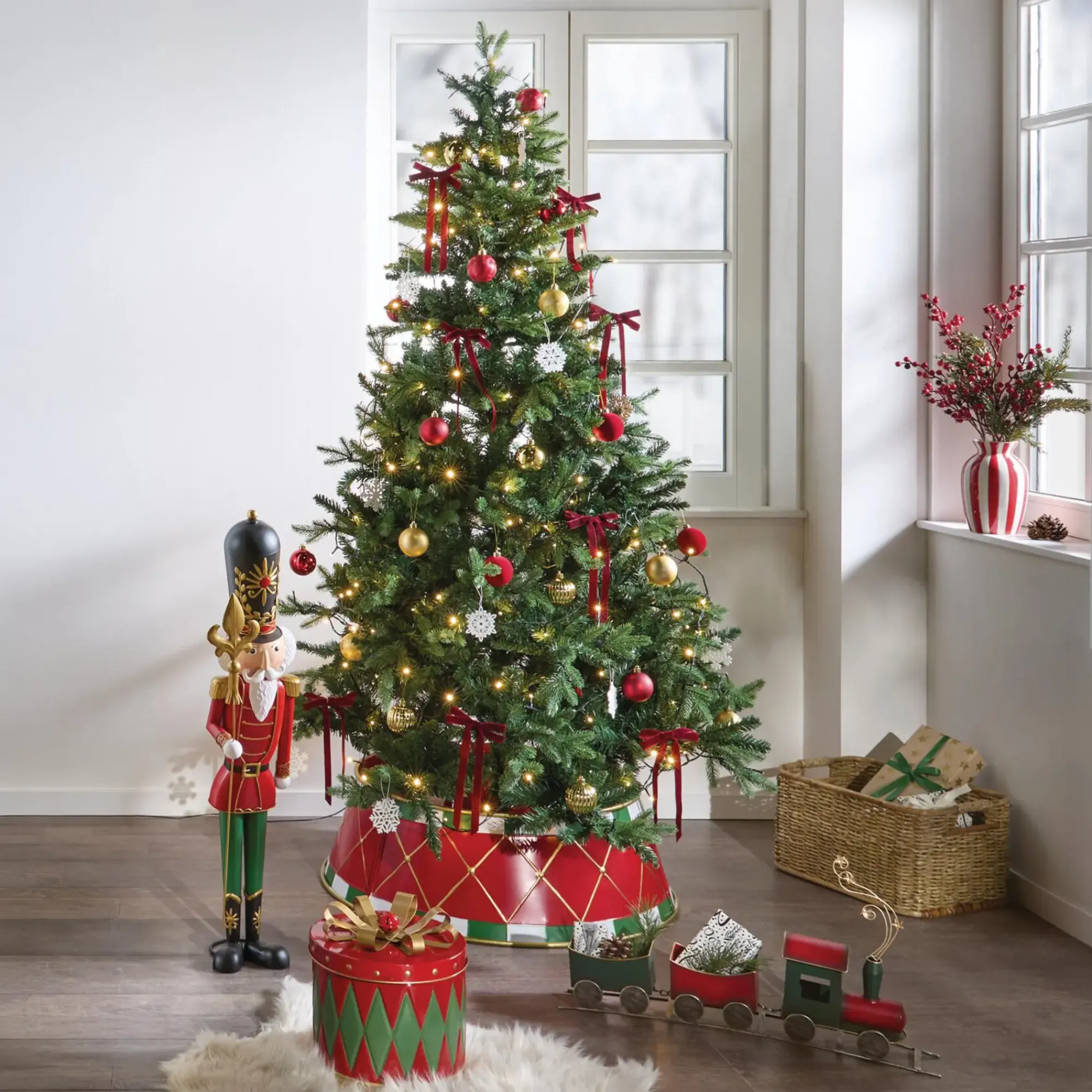 Kunsttannenbäume|Gartenbeleuchtung|Frank Handels GmbH & Co. KG Tannenbaum mit Lichterkette