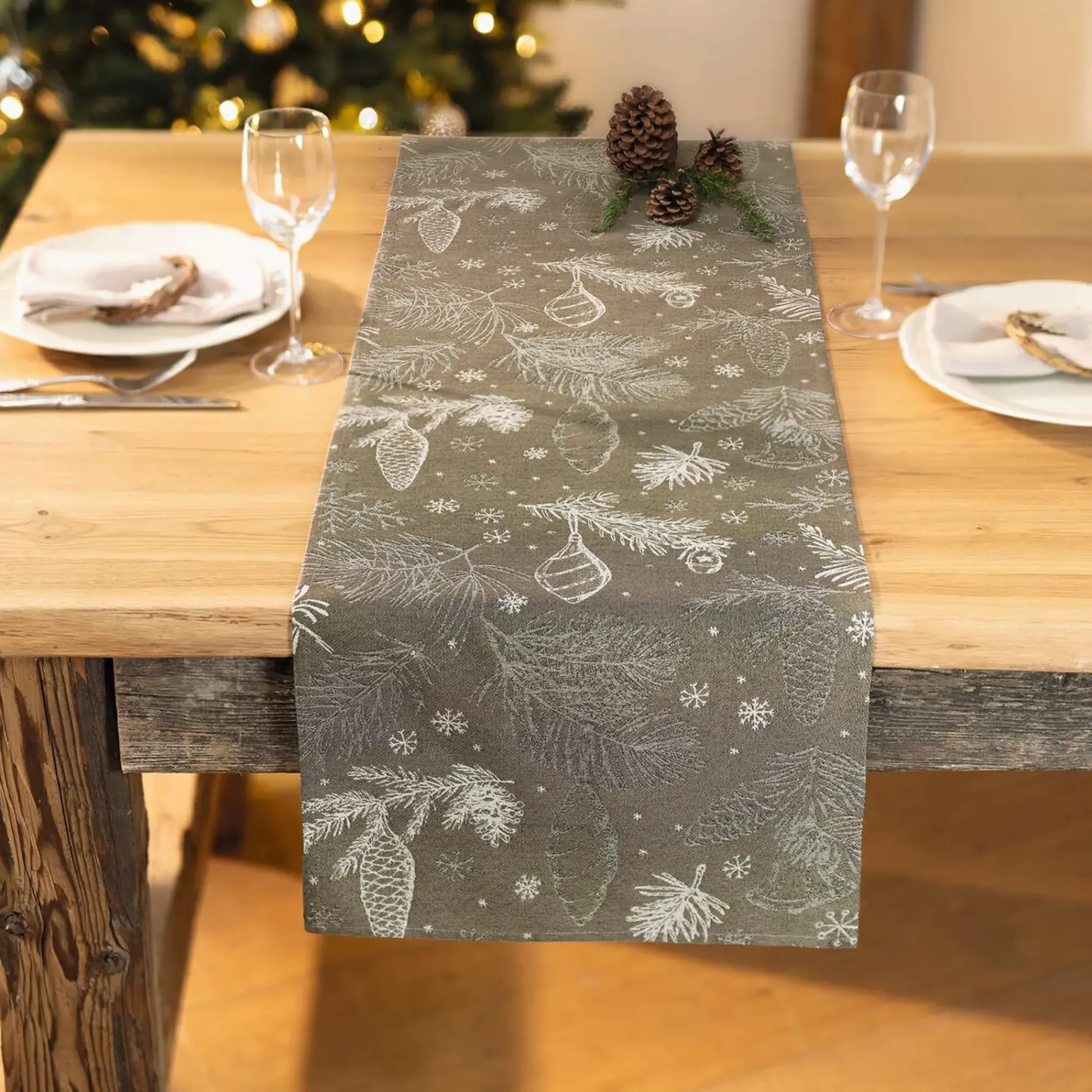 Weihnachtliche Tischwäsche|Frank Handels GmbH & Co. KG Tischläufer "Advent"